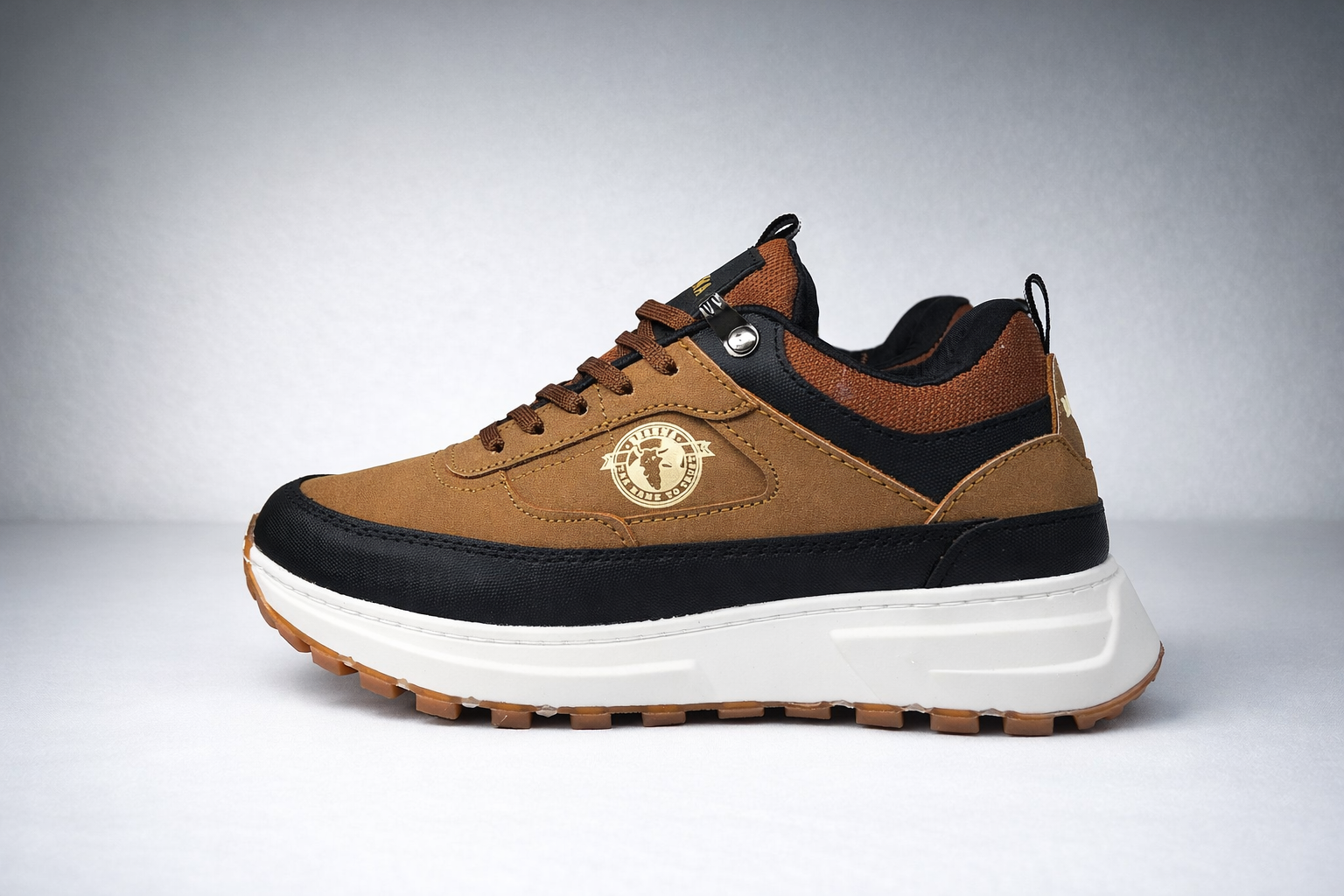 Brahma Strike Casual